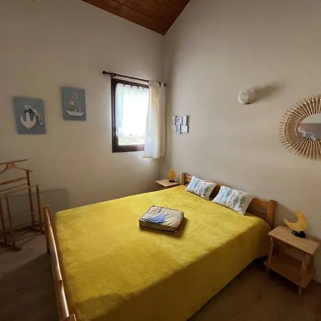 Vaux-sur-mer, 3 Pieces, 6 Personnes - Fr-1-738-30 Apartment *