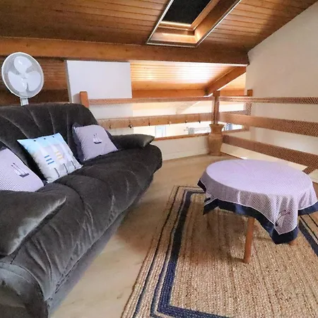 Apartment Vaux-sur-mer, 3 Pieces, 6 Personnes - Fr-1-738-30 *